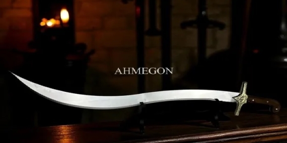 Geleneksel Ocaklarda Dövülen El İşçiliği Kılıç Modelleri