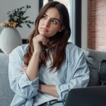 Kadınlar Neden Hep İyi Olmak Zorunda Hisseder