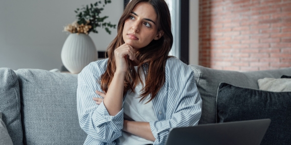 Kadınlar Neden Hep İyi Olmak Zorunda Hisseder?