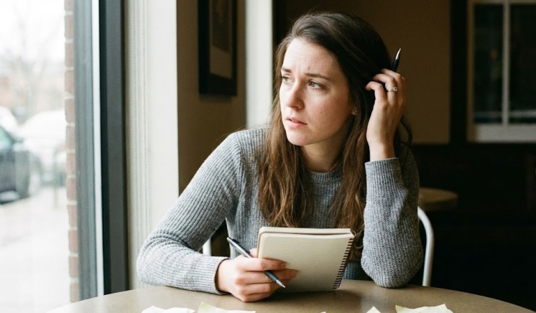 Kadınların Kendine Güvenini Sarsan 8 Küçük Detay